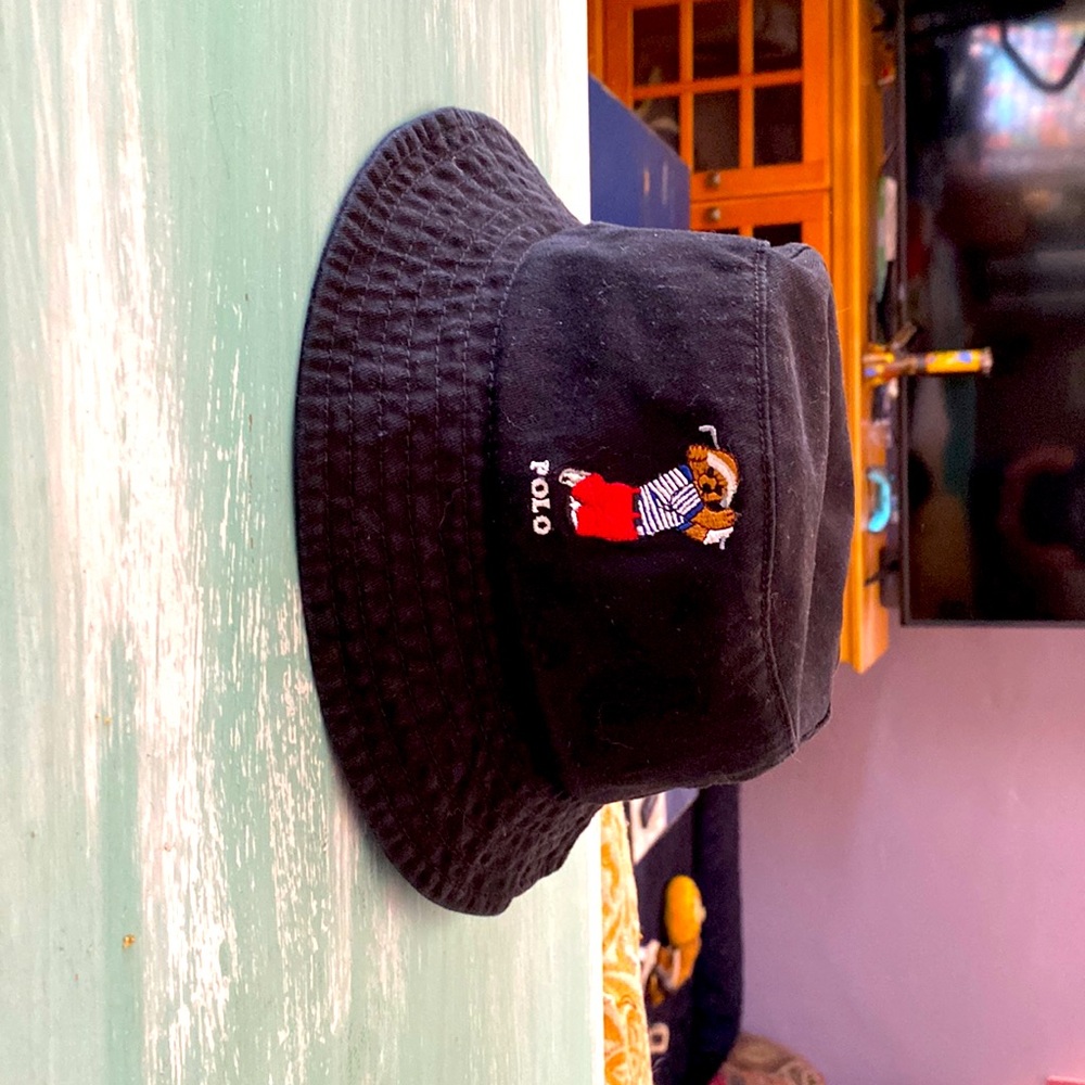 Polo bear bucket hat